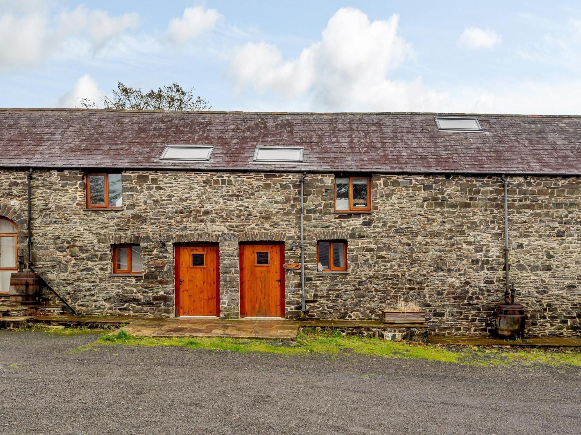 Robins Nest - Uk36208 Villa Llanfihangel-y-Creuddyn Екстериор снимка