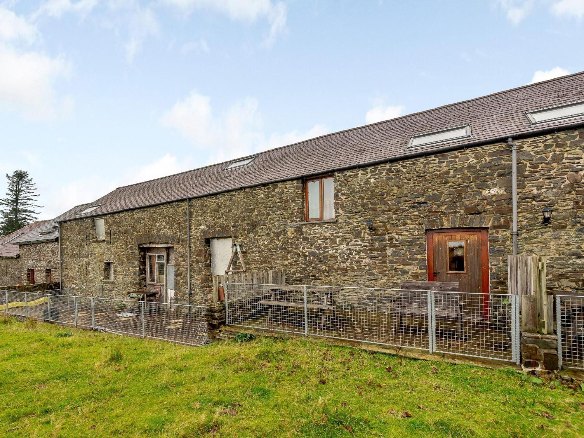 Robins Nest - Uk36208 Villa Llanfihangel-y-Creuddyn Екстериор снимка